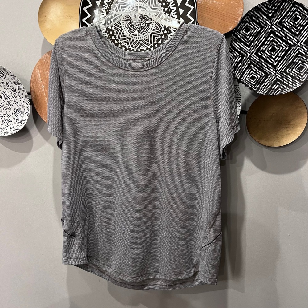 Lululemon Mens Grey Textured Short Sleeve Training T-Shirt Athletic Fit Size M